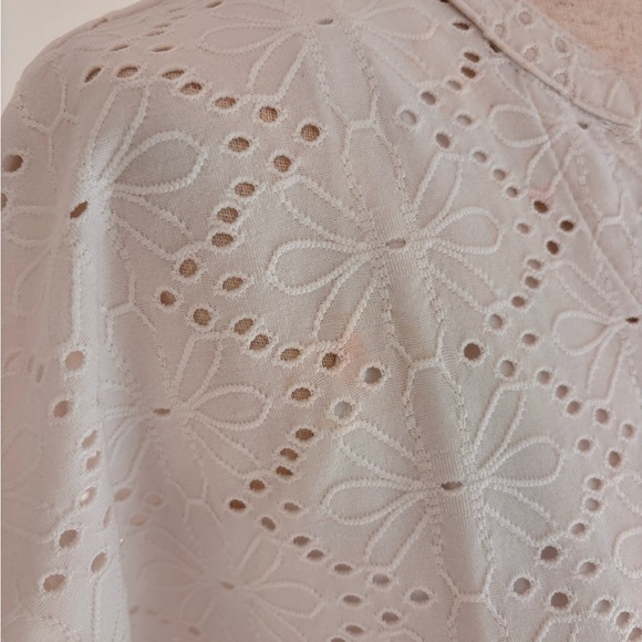 Ruby Rd Medium Embroidered Eyelet Blouse - Picture 4 of 7